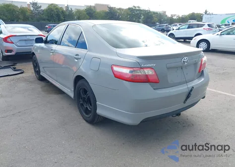 2007 Toyota Camry Se z USA, uszkodzony, nr VIN 4T1BE46K47U709586